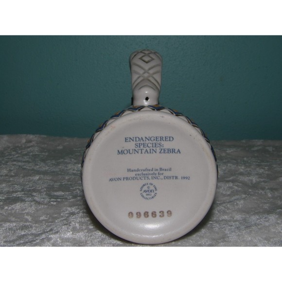 🎁Avon Endangered Species Mountain Zebra Mini Stein Vintage 1992 - Picture 9 of 9